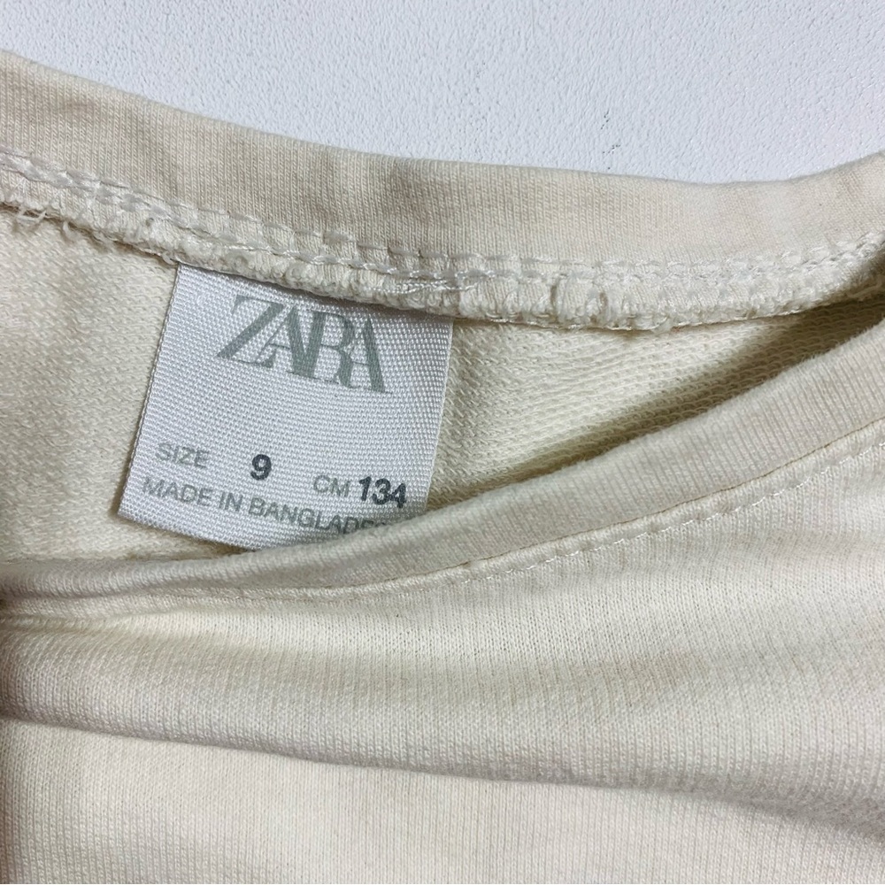 Zara girls 9Y sweatshirt - Picture 2 of 2